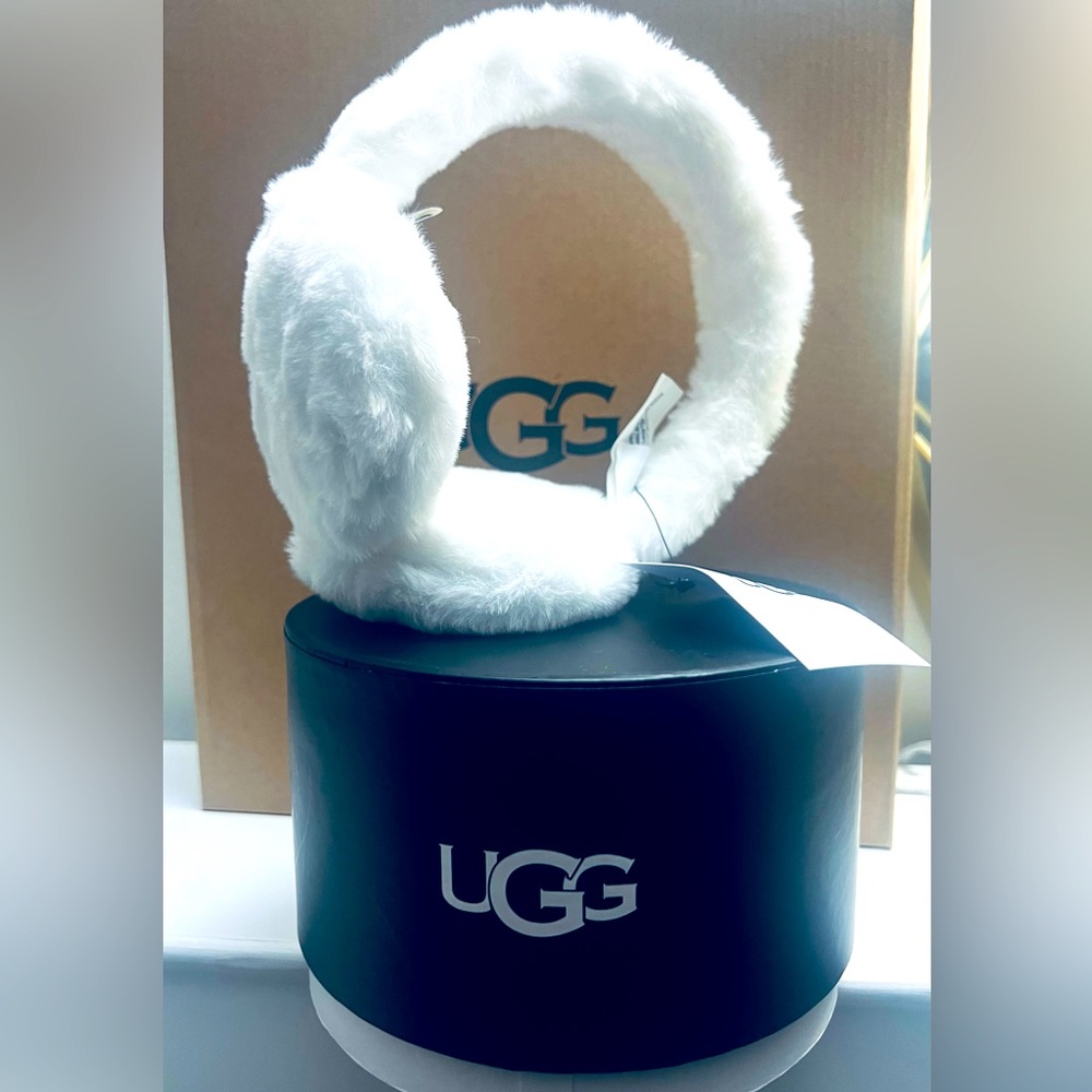 UGG authentic Faux Fur Earmuffs